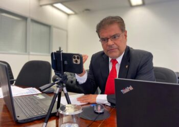 Senador faz requerimento para pedir vacinas contra Covid-19 para motoristas de MS