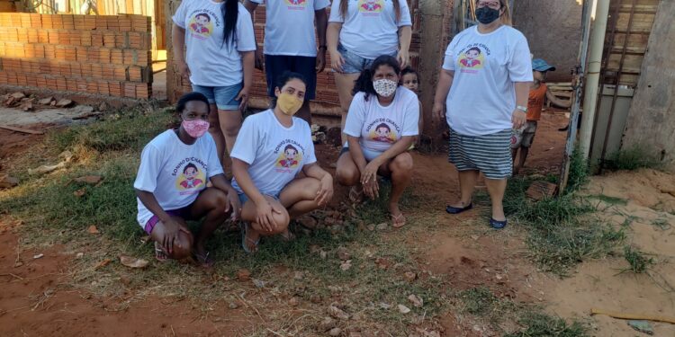 Há 5 anos, “Sonho de Criança” abraça comunidade lhe dando de volta o desejo da vida