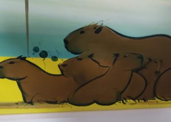 Leitor envia desenho carinhoso de capivaras juntinhas para postagem