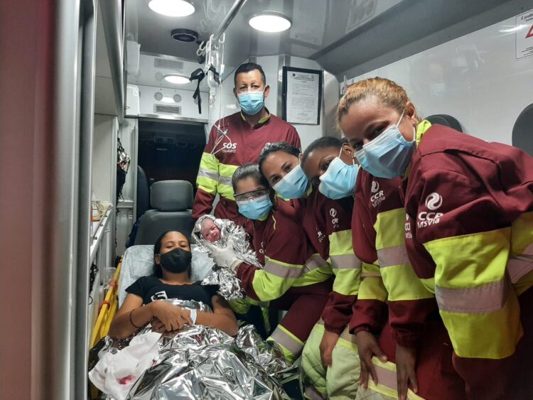 Bebê nasce dentro de ambulância às margens da BR-163 em Mato Grosso do Sul