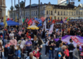 Gaúchos tomam as ruas de Porto Alegre contra Bolsonaro