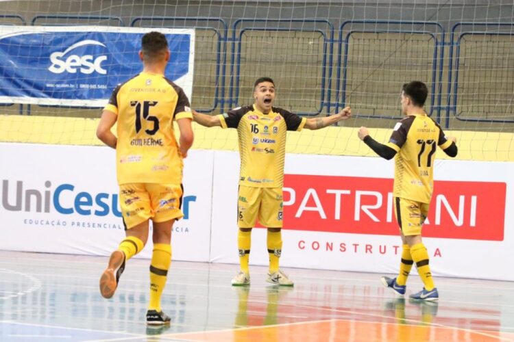 Time douradense volta à quadra nesta terça-feira pela Liga Nacional de Futsal