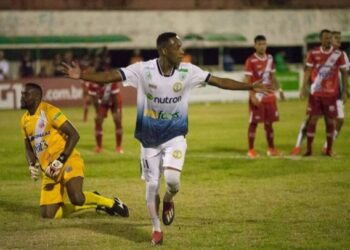 Costa Rica goleia Comercial e é campeão sul-mato-grossense de futebol pela primeira vez