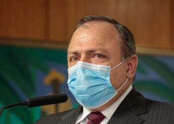 Pazuello mostrou ‘nervosismo’ em media training de 6h no Planalto: CPI da Covid