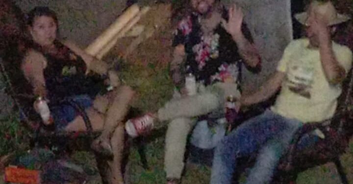 Família faz própria versão do “Lar Doce Lar” e reforma casa de irmã aniversariante