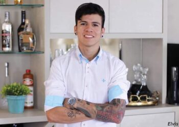 Fenômeno no TikTok com mais de 220 mil curtidas, Elvis dá dicas para ter sucesso