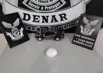 No Moreninhas III, homem de 45 é preso com um saco de cocaína pela polícia