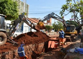 Cruzamento da 15 de Novembro com a  Padre João Crippa é interditado para obras