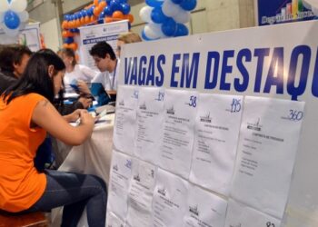 Feira de Empregos de universidade oferece mais de 100 mil oportunidades presenciais e remotas