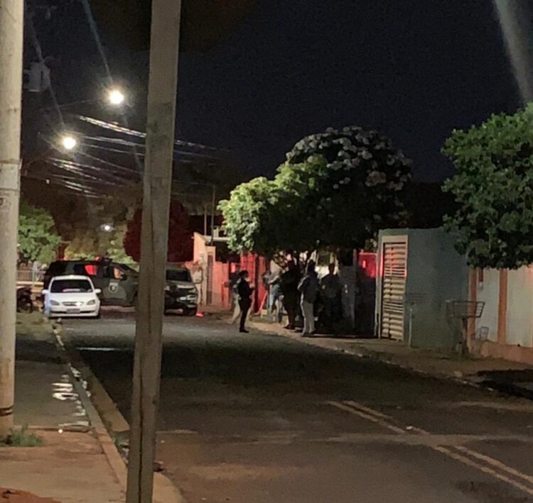 Dupla de ladrões morre em confronto com a polícia ao roubar Elantra perto da Depac