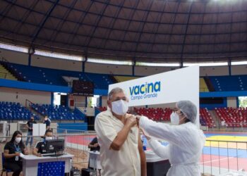 Prefeitura retoma hoje segunda dose da Coronavac para quem se vacinou em abril