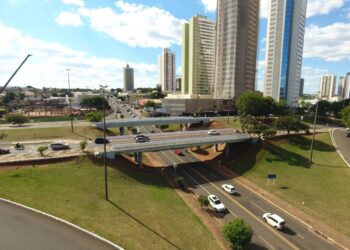 Projeto “Cores e Vias” da Sectur colore os viadutos de Campo Grande
