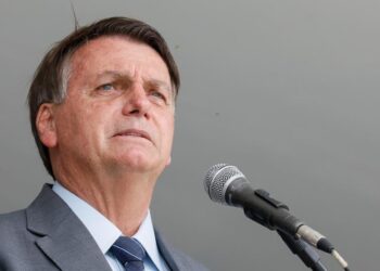 Bolsonaro comemora morte de Lázaro: “CPF cancelado”, disse o presidente da República