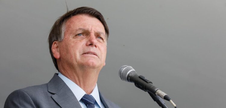 Bolsonaro comemora morte de Lázaro: “CPF cancelado”, disse o presidente da República
