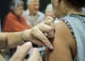 Vacinação contra a Gripe estará disponível o dia todo nas unidades de saúde da Capital
