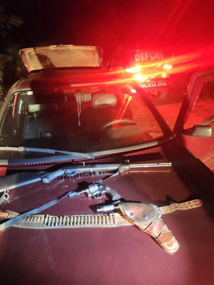 Polícia prende dupla com armas avaliadas em R$ 12 mil na MS-427