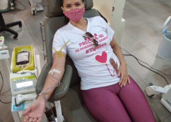 Junho Vermelho: Por amor ao próximo, Giovana doa sangue há 16 anos