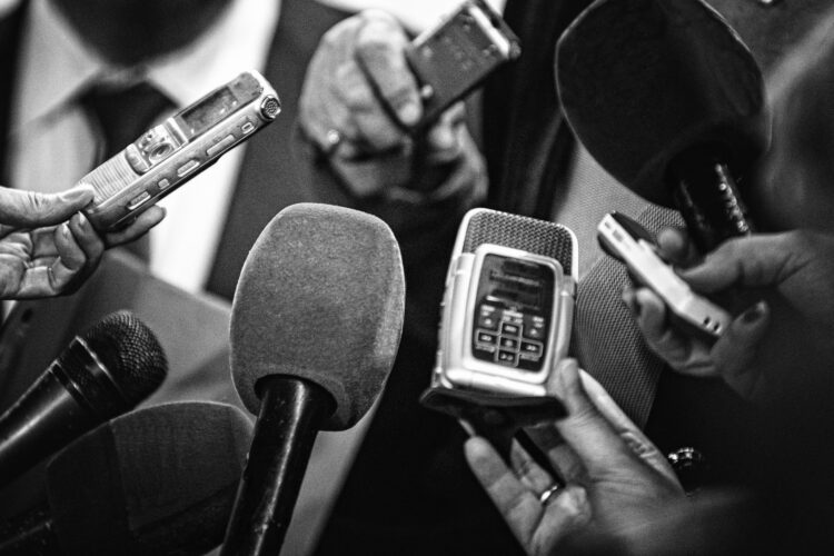 Sindjor-MS repudia o fechamento do curso de Jornalismo da Estácio de Sá