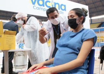 Vacinação é para gestantes, puérperas e segunda dose da AstraZeneca nesta terça na Capital