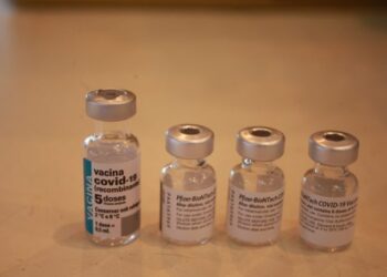 Capital esgota doses e suspende calendário, após vacinar mais de 32 mil habitantes