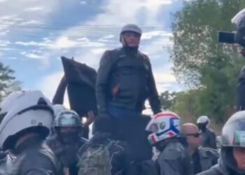 Bolsonaro não prova fraude e em nova motociata volta a ameaçar as eleições de 2022