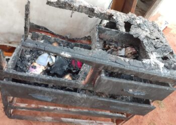 Vaquinha solidária é feita na internet para reconstruir casa de enfermeira que pegou fogo