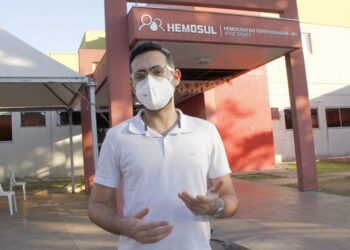 Ex-Vale Universidade, farmacêutico é contratado onde estagiou e aprendeu a profissão