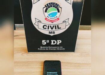 Sogro é preso por receptação ao ganhar celular de genro furtado em loja de shopping