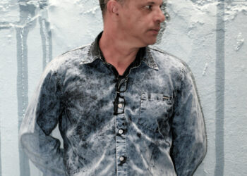 Coleção de roupa assinada por Edson Clair é lançada com desfile em formato virtual