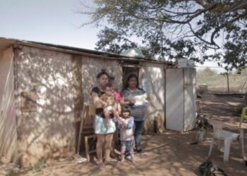 Mais Social: cartão traz esperança para mãe que deixava de jantar para alimentar os filhos