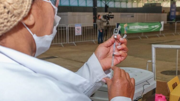 Hoje calendário será exclusivo para aplicação de 2ª dose contra a Covid na Capital