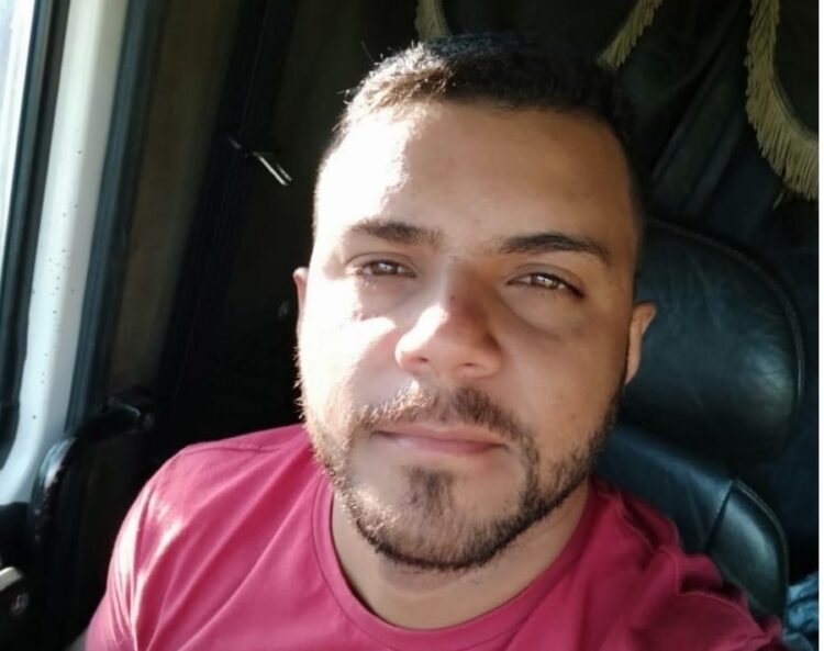 Colisão entre carro e carreta mata um homem na MS-134 em MS
