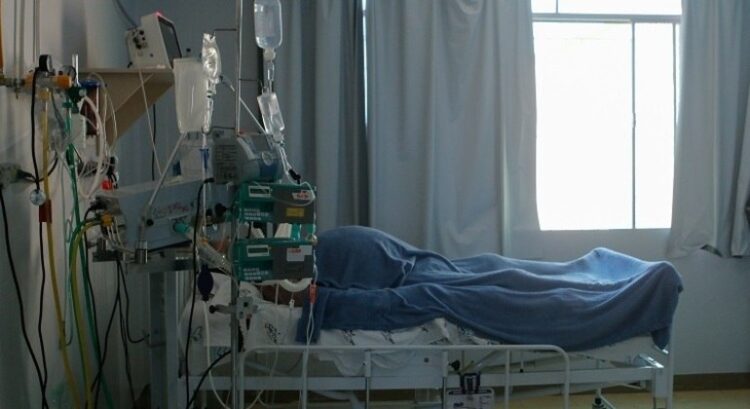 Bolsonaro diz que gera bem, mas estudo revela que Brasil tem pior gestão da Pandemia