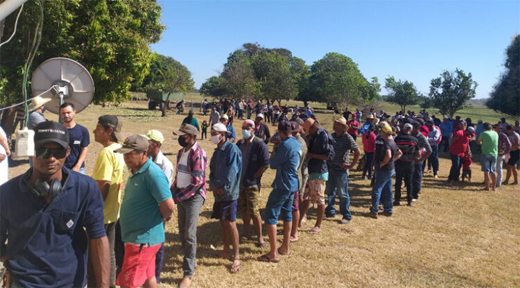 Com apoio de aeronaves, vacinação contra Covid-19 no Pantanal imuniza 2 mil pessoas em Corumbá