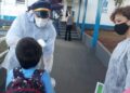 Alunos da rede municipal retornaram hoje com aulas presenciais escalonadas