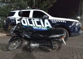 PM apreende 2 adolescentes: 1 com moto roubada e outro por tráfico em Campo Grande
