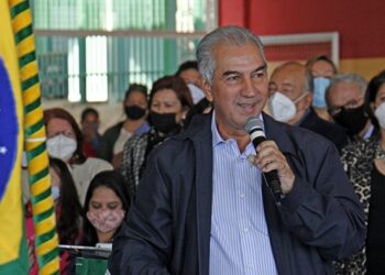 “Orgulho de Mato Grosso do Sul, o Estado que mais vacina”, diz Reinaldo Azambuja