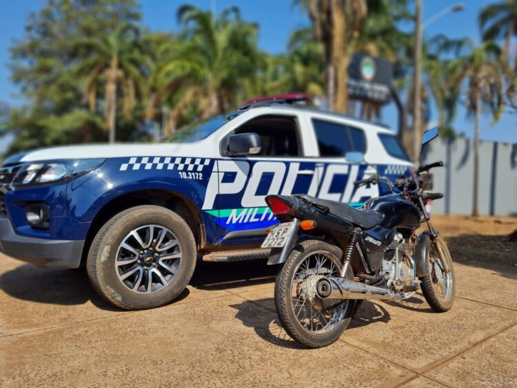 Polícia recupera Honda CG Fan roubada no Jardim Canguru durante abordagem