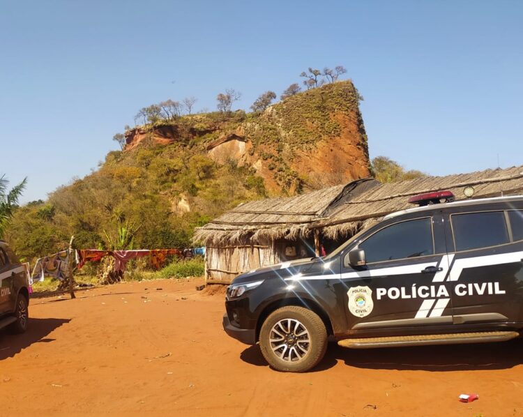 “Amigo” é preso por matar o outro afogado por não lhe dar o último gole da bebida em MS