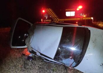 Jovem de 26 anos fica em estado grave em capotamento na MS-141 nesta madrugada