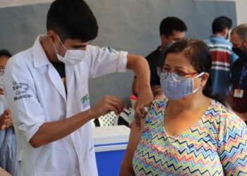 Vacinação nesta sexta na Capital é exclusiva para 2ª dose da Coronavac e AstraZeneca