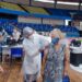 Idosos de 75 anos que se vacinaram até fevereiro recebem dose de reforço hoje