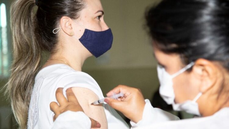 Quem tomou, tomou, quem não tomou…corre, último dia da vacina da Gripe na Capital