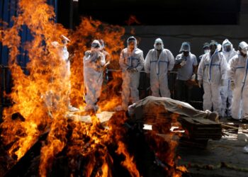 Vírus mortal surge na Índia e faz Governo isolar casa de vítima em um raio de 3km