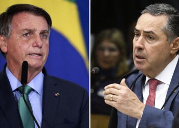 Horas após recuo, Bolsonaro volta a atacar o presidente do TSE