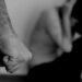 Mulher é agredida e arrastada pelos cabelos pelo marido ao se recusar a fazer sexo