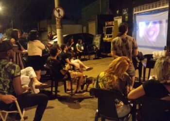 Com exibição de filmes e oficinas cineclube Transcine percorre parques de Campo Grande