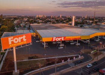 Fort Atacadista e Comper têm 88 vagas para contratação imediata na Capital