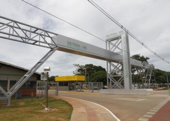 Deputado “investiga” altos valores das taxas cobradas pelo Detran em MS