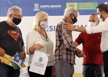 Secretário de Governo entrega 256 apartamentos e anuncia novas moradias em MS